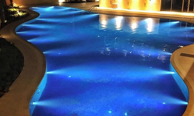 Aqaba Ski Chalet | Pet-Friendly Al Raha Village with Oceanfront Pool Access
