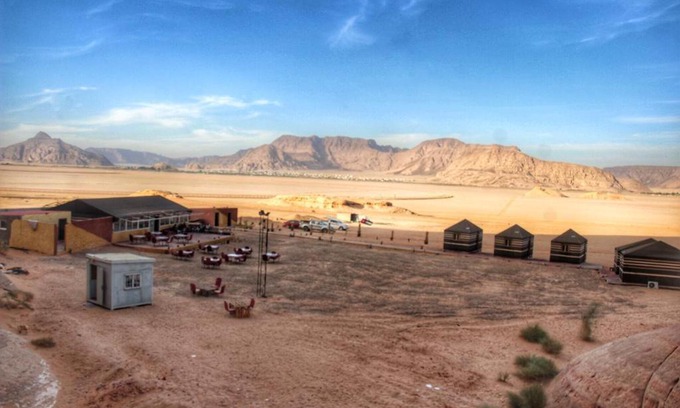 Wadi Rum Hotel | Experience the Unique AL Reem Desert Camp with Breakfast