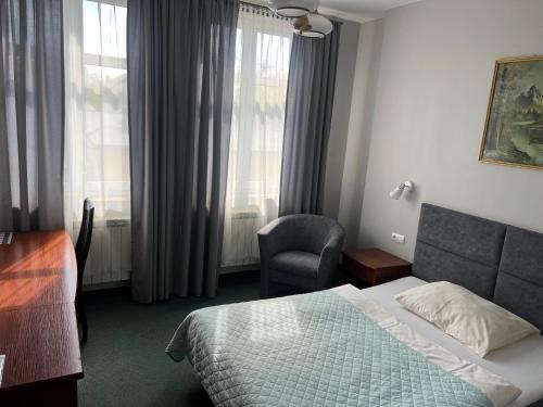 Tomaszow Mazowiecki Bed & Breakfast | Alabastro: Pet-Friendly Retreat with Top Amenities