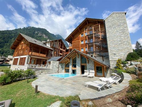 Alagna Valsesia Hotel | Relax at Alagna Mountain Resort & SPA - 4-Star Retreat