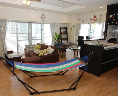 Chatan Apartment | Alaha Blue Resort: Family-Friendly Retreat with Accessibility
