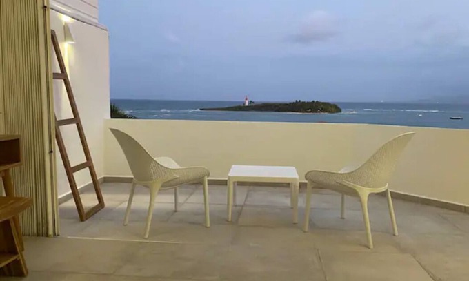 Perinet Apartment | Scenic Alaia Vue Sur Mer - Family-Friendly Retreat