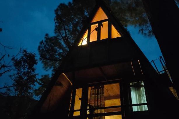 Chamoli House | Pet-Friendly Retreat at Alaknanda Kinare for Your Family