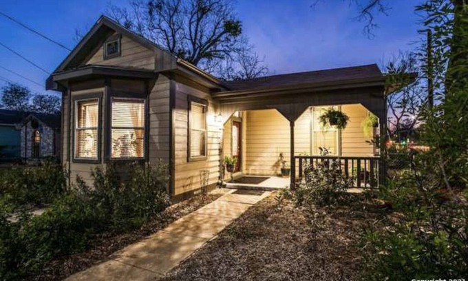 Denver Heights House | Explore Alamo City's Historic Library Home with BBQ & Pool