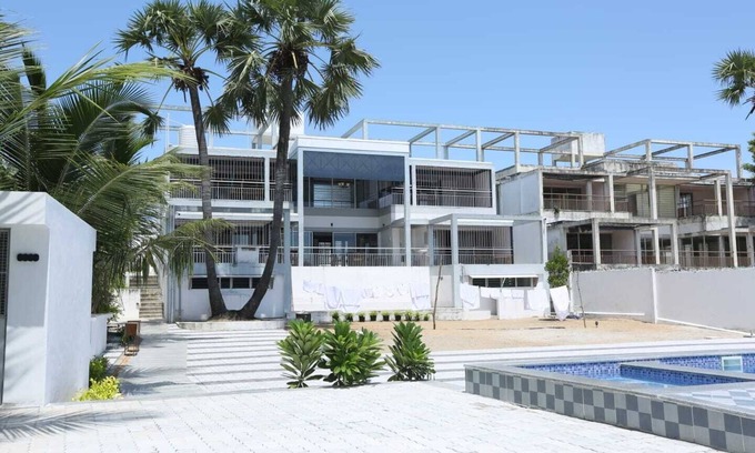 Cheyyur Villa | Alamparai Villa: Riverfront Retreat with Great Views & Full Kitchen