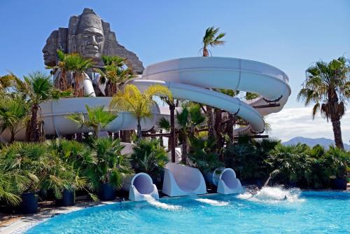 Crevillente Resort | Elegant Alannia Costa Blanca: Oceanfront Bliss Awaits