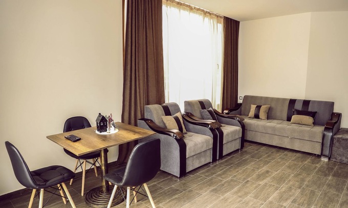 Tsaghkadzor House | Exceptional Alaska Resort Deluxe Cottage with Pool & Spa