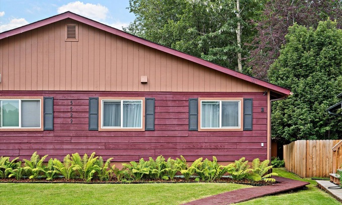 Campbell Park House | Top-Rated Alaska Windflower Escape with Family-Friendly Amenities