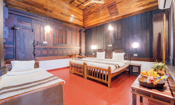 Mankombu Hotel | Alaya Stays Palm Dale by the Backwaters