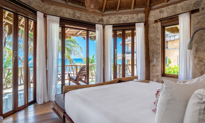 Zona Hotelera Hotel | Unwind at Alaya Tulum with Ocean Views and Spa Services