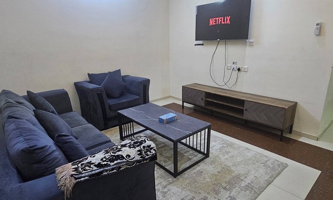 Al Aziziyah Apartment | Comfortable Alaziziya Palaces Serviced Apartments with Kitchen