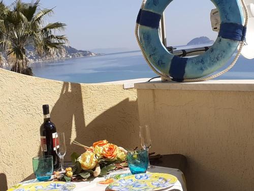 Laigueglia Apartment | Idyllic Alba Apartment with Oceanfront Views and Private Beach