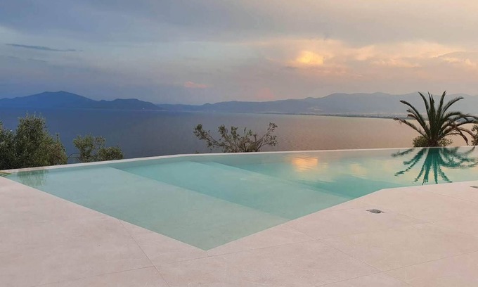 Nea Anchialos Villa | Alba Ocean View Villa: Relax by the Pool with Oceanfront Bliss