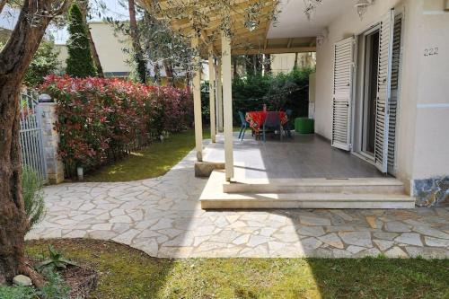 Ishem House | Discover Alba's House Lura1 Residence for Your Next Getaway