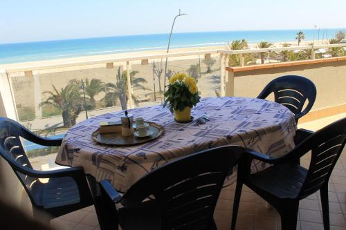 Alba Adriatica Apartment | Experience Alba sul Mare: 4-Star Oceanfront Escape