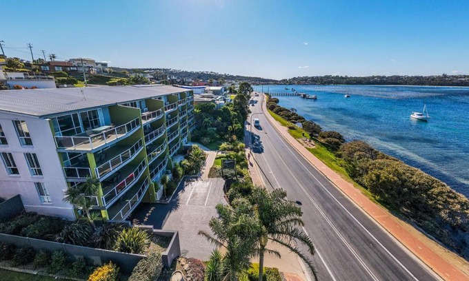 Merimbula Resort | Elegant Albacore Apartments with Ocean Views & Pool Access