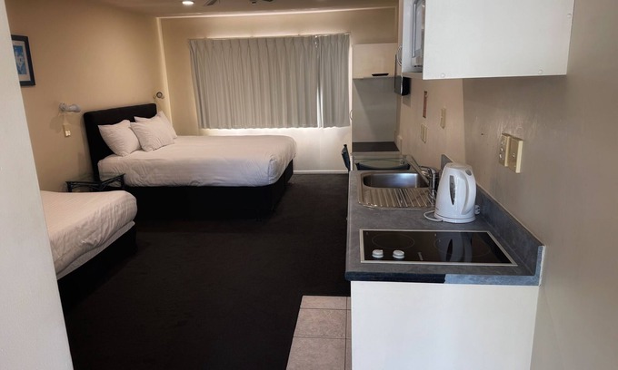 Albany Hotel | Comfortable Albany Executive Motor Inn with Family Amenities
