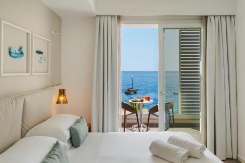 Letojanni Hotel | Exceptional Albatros Beach Hotel with Oceanfront Views