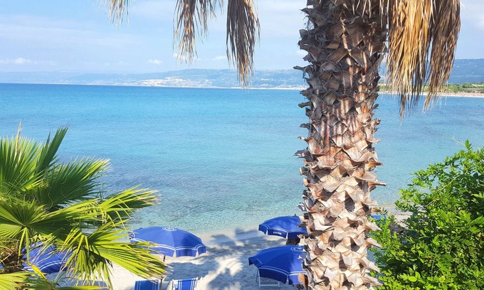 Briatico Hotel | Albatros Residence: Family-Friendly Stay with Dining Options