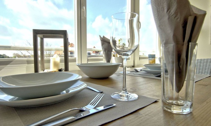 Wangerooge Apartment | Albatros: Cozy Retreat with Oceanfront Views & Spa