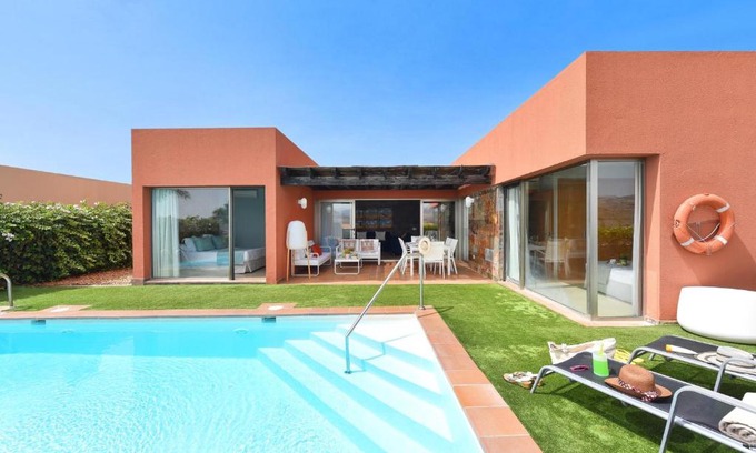 Salobre Villa | Unforgettable Oceanfront Retreat at Albatross by VillaGranCanaria