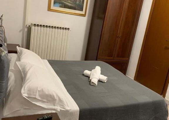 I Casini Hotel | Family-Friendly Stay at Albergo Abruzzese with Kitchenette