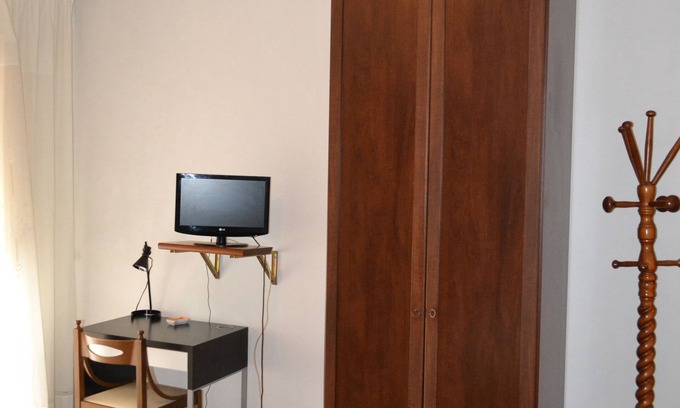 I Casini Hotel | Family-Friendly Retreat at Albergo Abruzzese with Kitchen