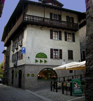 Bagolino Hotel | Inviting Stay at Albergo Al Tempo Perduto with Hot Tub