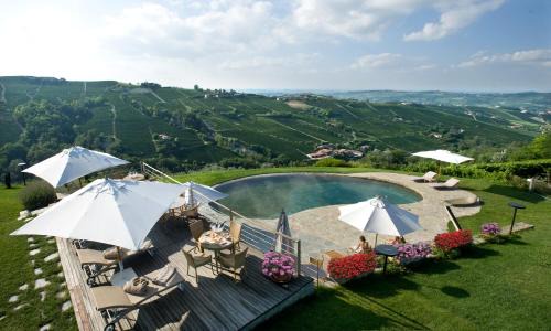 Castiglione Tinella Hotel | Experience Relaxation at Albergo Castiglione Langhe