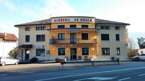 Ponte nelle Alpi Hotel | Albergo De March: Family-Friendly Stay with Dining Options