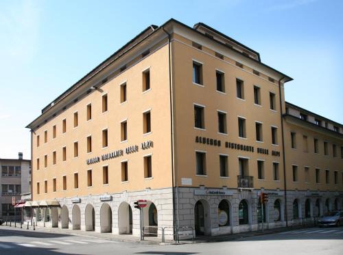 Belluno Hotel | Discover Albergo Delle Alpi: Pet Friendly & Family Approved