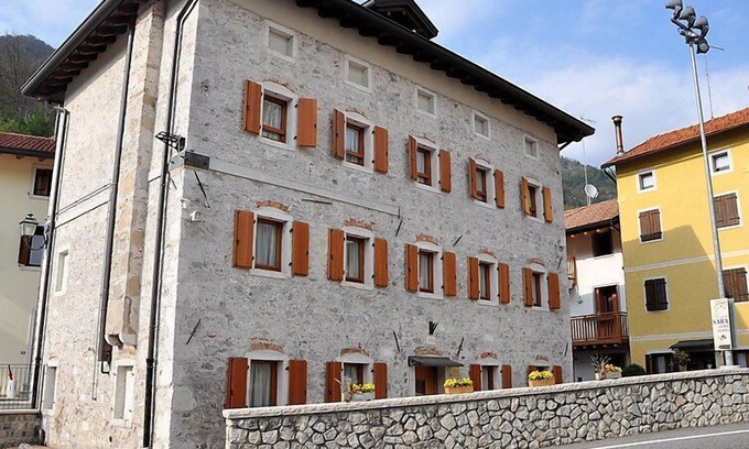 Barcis Apartment | Pet-Friendly Retreat at Albergo Diffuso - Cjasa Fantin