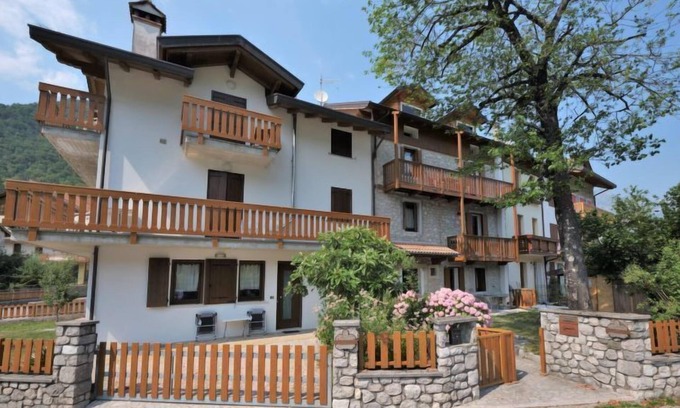 Barcis Apartment | Explore Albergo Diffuso - Cjasa de Pagnocca with Lake View
