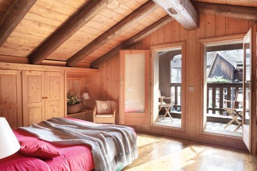 Sauris di Sopra Apartment | Discover Albergo Diffuso Sauris: Pet-Friendly Retreat