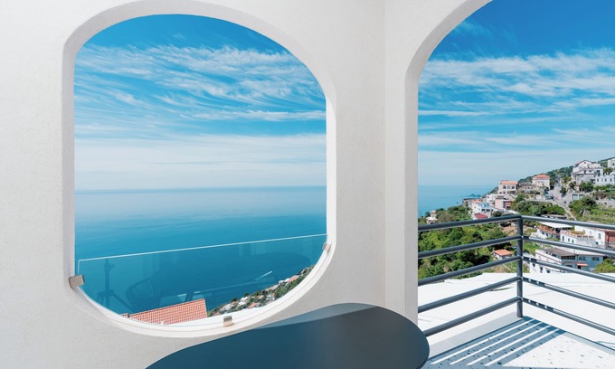 San Michele Hotel | Discover Albergo Dipinto Bacco: Spa, Dining & Family Friendly