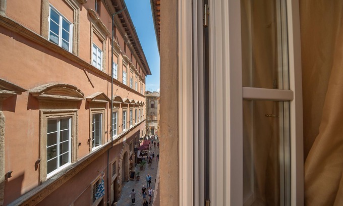 Volterra Hotel | Inviting Stay at Albergo Etruria with Family-Friendly Amenities