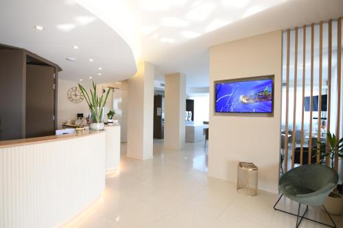 Venegazzu Hotel | Discover Albergo Grappolo D'oro: Family-Friendly Retreat