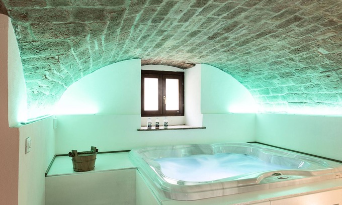 Collemancio Hotel | Guest Rated: 9.8 at Albergo Il Rientro with Spa & Dining