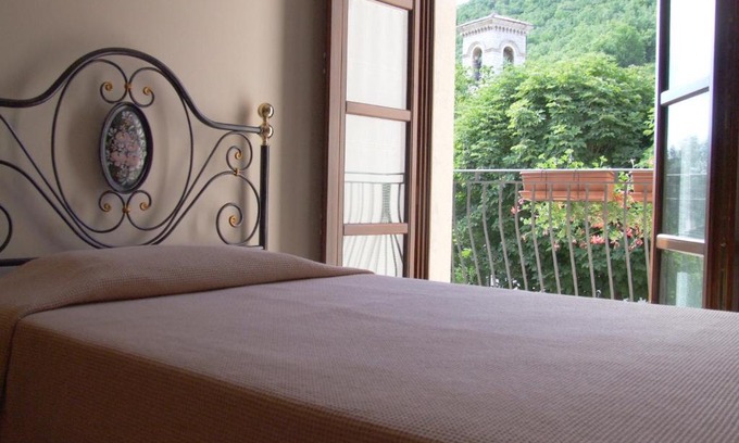 Nocera Umbra Hotel | Discover Albergo La Casa Nel Bosco: Child-Friendly Retreat