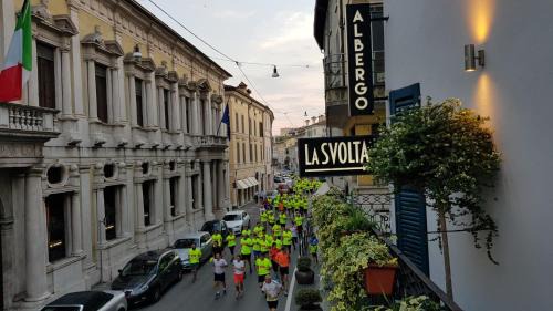 Centro Storico Sud Hotel | Discover Albergo la Svolta: Pet-Friendly with Breakfast