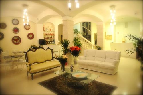 Montecorvino Rovella Hotel | Discover Albergo Le Dodici Lune: 4-Star Comfort Awaits