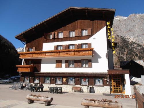 Malga Ciapela Hotel | Discover Albergo Malga Ciapela: Family-Friendly Retreat
