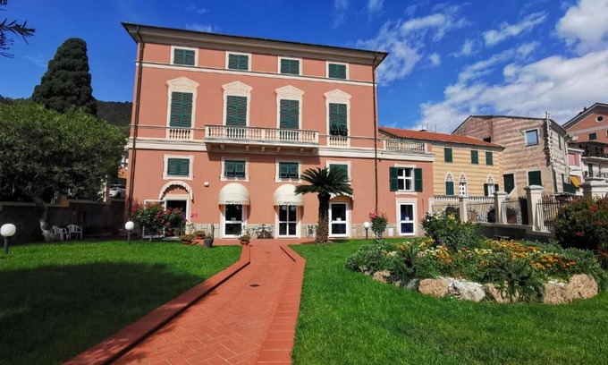 Noli Hotel | Oceanfront Retreat at Albergo MP Noli with Private Beach