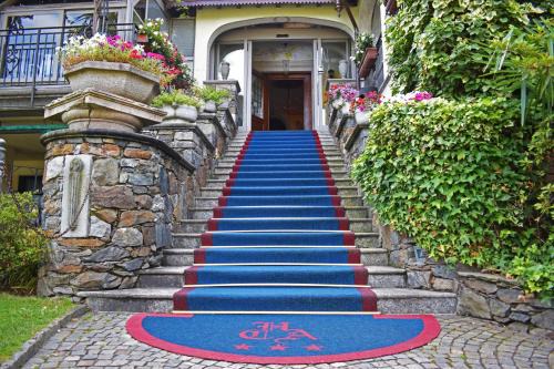 Olgiasca Hotel | Discover Albergo Ristorante Conca Azzurra: Pet-Friendly Stay