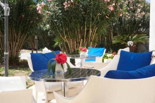Tonnara di Bonagia Hotel | Experience Comfort at Albergo Ristorante Saverino