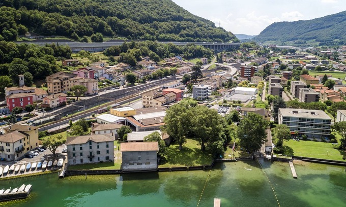 Capolago Hotel | Experience Comfort at Albergo Svizzero with Family-Friendly Amenities