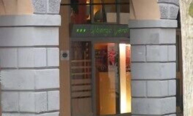 Historic Centre Hotel | Albergo Verdi: Family-Friendly Hotel with Spa & Breakfast