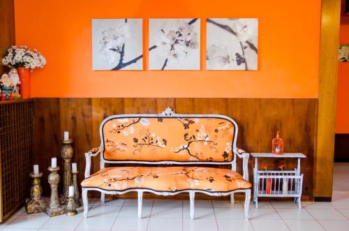 Chianciano Terme Hotel | Cozy Albergo Villa Gaia: Pet-Friendly with Hot Tub Access