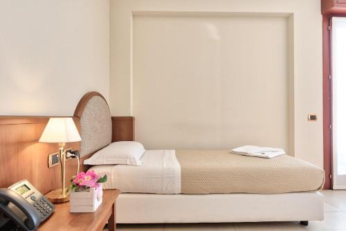 Sorisole Hotel | Albergo Villa Priula: Pet-Friendly Retreat with Top Amenities