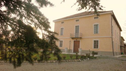 Noceto Hotel | Pet-Friendly Retreat at Albergo Villa San Giuseppe